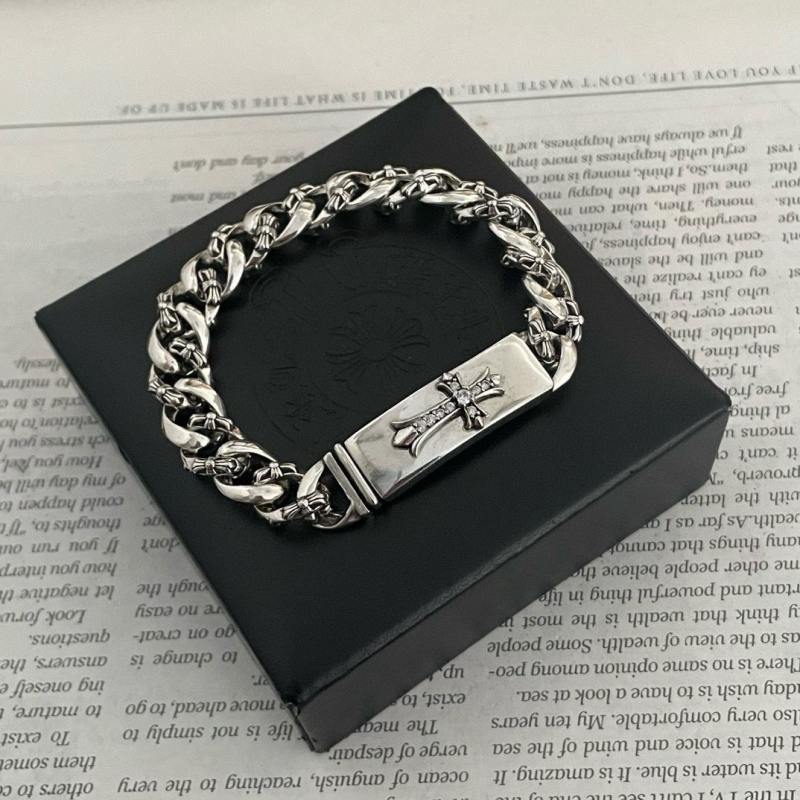 Ch*0me He**ts bracelets